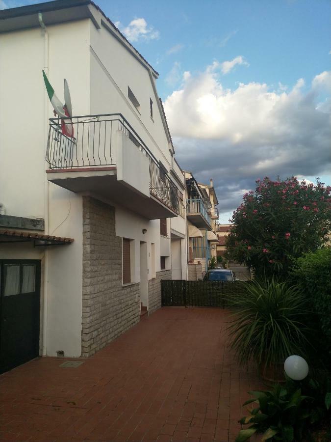 A Due Passi Apartment Арецо Екстериор снимка
